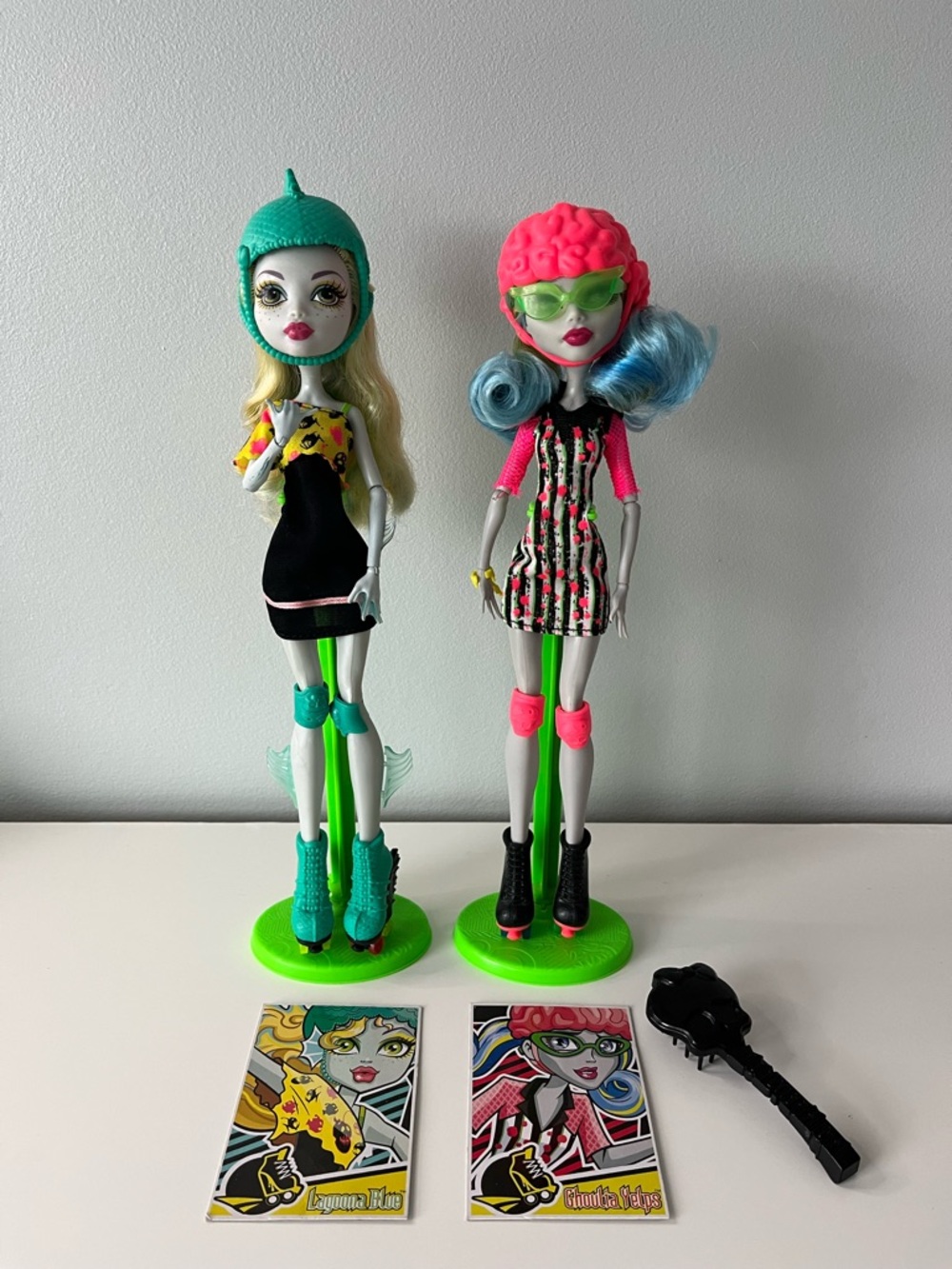 Ghoulia and Lagoona Roller Maze Dolls